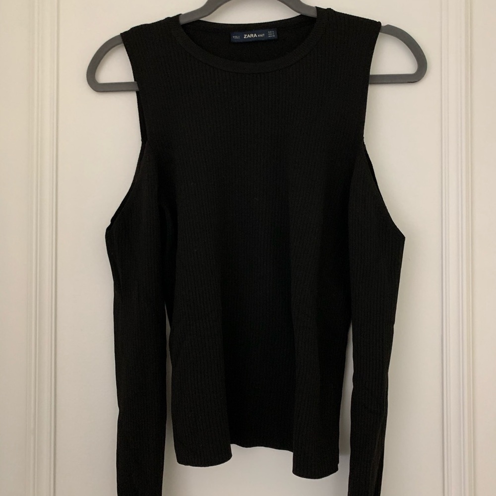 Small Black Zara blouse